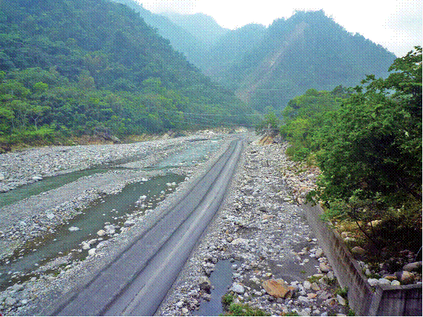 裏冷白冷層砂岩